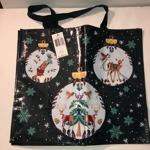 NWT- Vera Bradley Merry Mischief Ornaments market tote